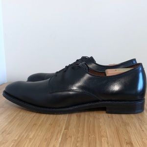 Allen Edmonds black blucher mens 9.5D. Good year welted made in the USA